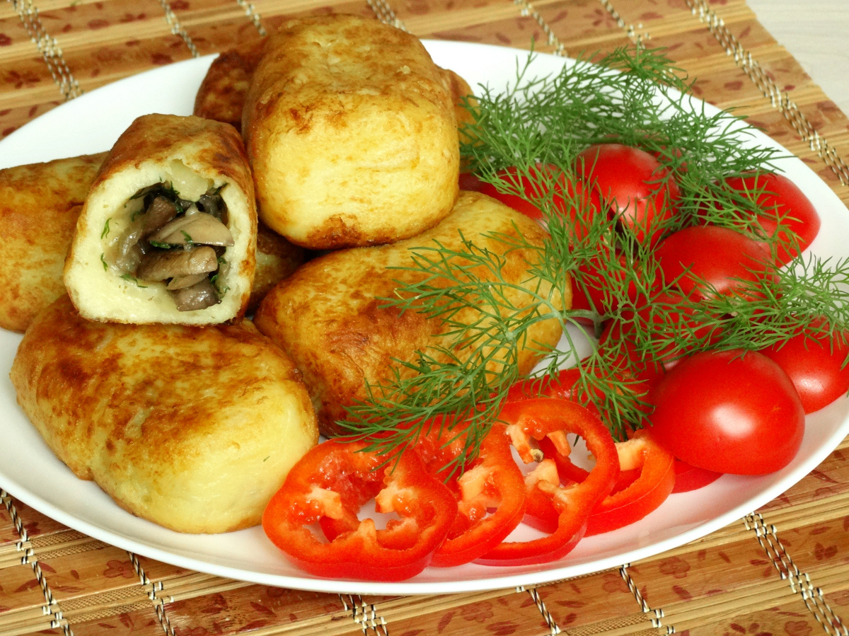 Картофельные зразы с грибами и фаршем пошаговый рецепт с Картофельные зразы с грибами и фаршем пошаговый рецепт с