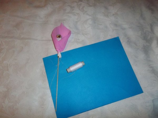Мастер-класс по созданию «Валентинки» с цветами из конфет