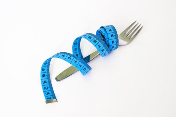 Психология лишнего веса: как мы наедаем лишнее?