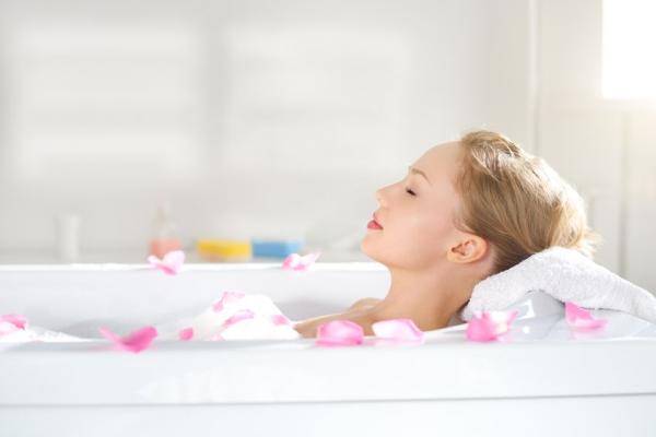 Польза горячей ванны для здоровья