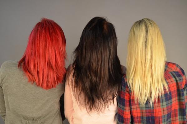 8 советов, как продлить интенсивность цвета окрашенных волос