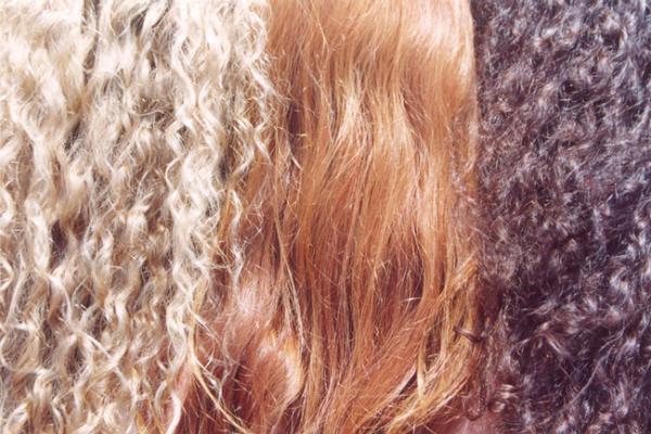 Как вернуть окрашенным волосам натуральный цвет