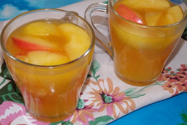 Компот из жмыха облепихи. 1084 1 1. Компот из жмыха облепихи фото. Компот из жмыха облепихи-1084 1 1. картинка Компот из жмыха облепихи. картинка 1084 1 1. Если вас замучила жажда, то единственная мысль, которая то и дело «жужжит» в голове: что выпить, чтобы чувствовать себя комфортно? В такой ситуации вашим спасением может стать бокал прохладного напитка из натуральных фруктов или/и ягод, который вы всегда можете приготовить собственными силами заблаговременно. Например, если вы еще с вечера сварите компот яблочно-облепиховый, то за ночь он как следует настоится и остынет, а с раннего утра у вас в запасе будет готовый вкусный напиток. И вовсе необязательно использовать для него цельные ягоды, можете обойтись и отжимками (жмыхом), оставшимися от приготовления сиропа из облепихи. Яблоки же сгодятся любые (сушеные, замороженные или свежие).