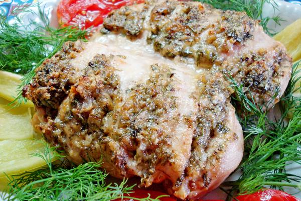 Куриная грудка с орехами по-грузински Куриная грудка с орехами по-грузински