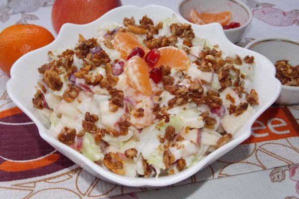 Фруктовый салат с пекинской капустой и чесноком Фруктовый салат с пекинской капустой и чесноком