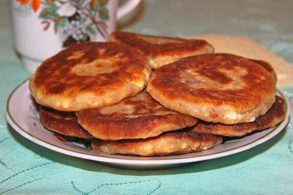 Сырники с вареньем и орехами