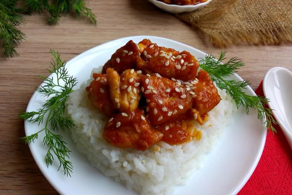 Куриная грудка в кисло-сладком соусе Куриная грудка в кисло-сладком соусе