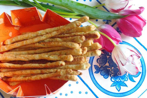 Сырная соломка с укропом Сырная соломка с укропом