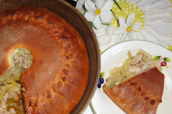 Пирог с курицей и картофелем Пирог с курицей и картофелем