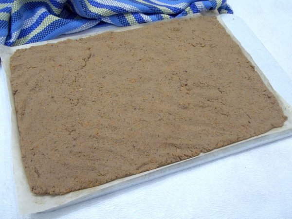 Печеночный рулет с маслом