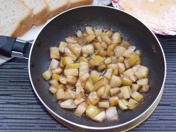 Как сделать гренки с яблоками. Смотреть фото Как сделать гренки с яблоками. Смотреть картинку Как сделать гренки с яблоками. Картинка про Как сделать гренки с яблоками. Фото Как сделать гренки с яблоками