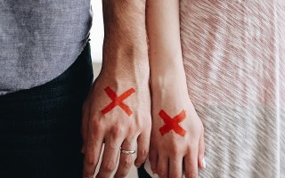 15 признаков того, что ваши отношения себя исчерпали